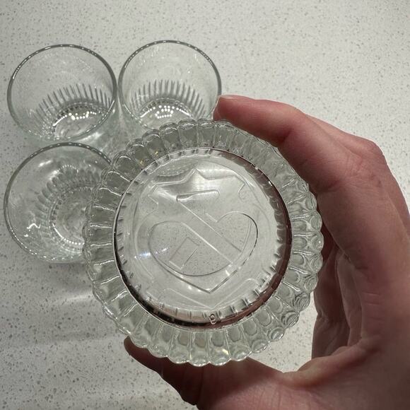 Keepers Heart Whiskey Set of 4 Rocks Glasses - New without tags! - Picture 4 of 6
